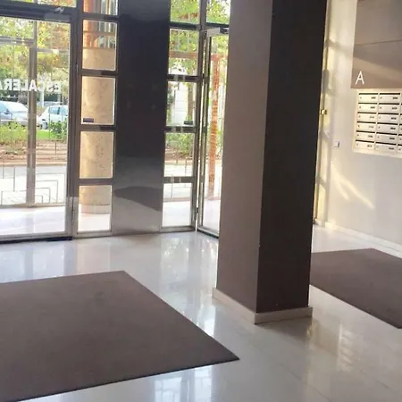 Apto En Ciudad De Ciencias Y Cerca Playa アパート バレンシア