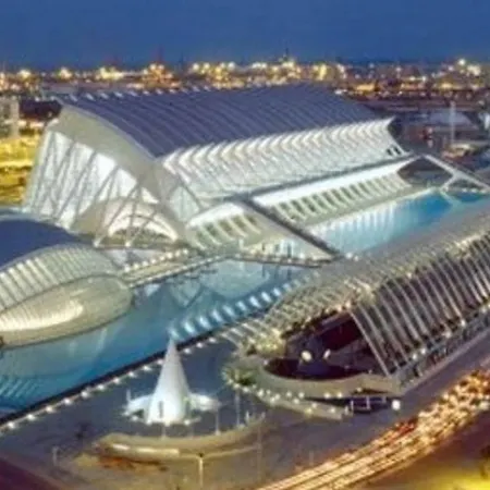 Apto En Ciudad De Ciencias Y Cerca Playa バレンシア