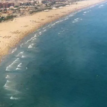 Apto En Ciudad De Ciencias Y Cerca Playa アパート *